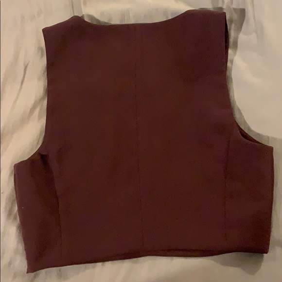 Crop Top - Picture 3 of 4